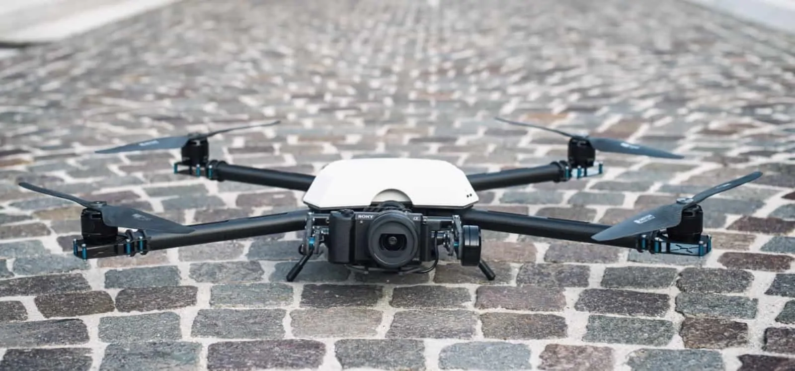 drone con gimbal